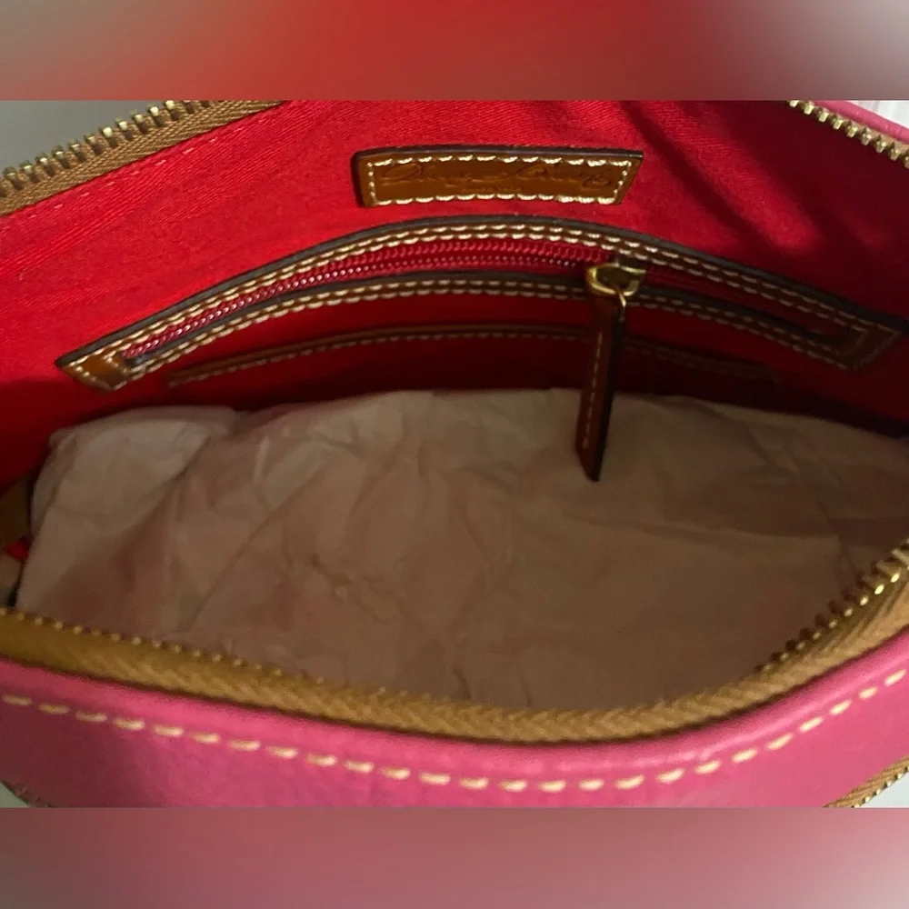 DOONEY AND BURKE …Hot Pink Leather Crossbody Bag - Picture 4 of 15